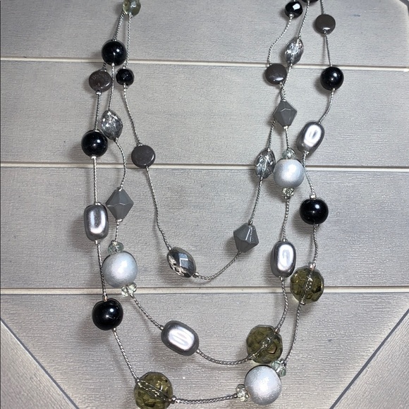 Necklace - Picture 1 of 2